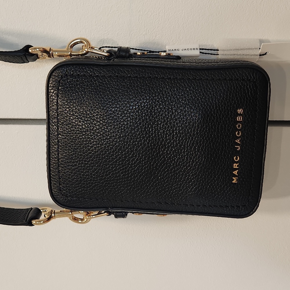 Marc Jacobs small black pebbled leather crossbody bag